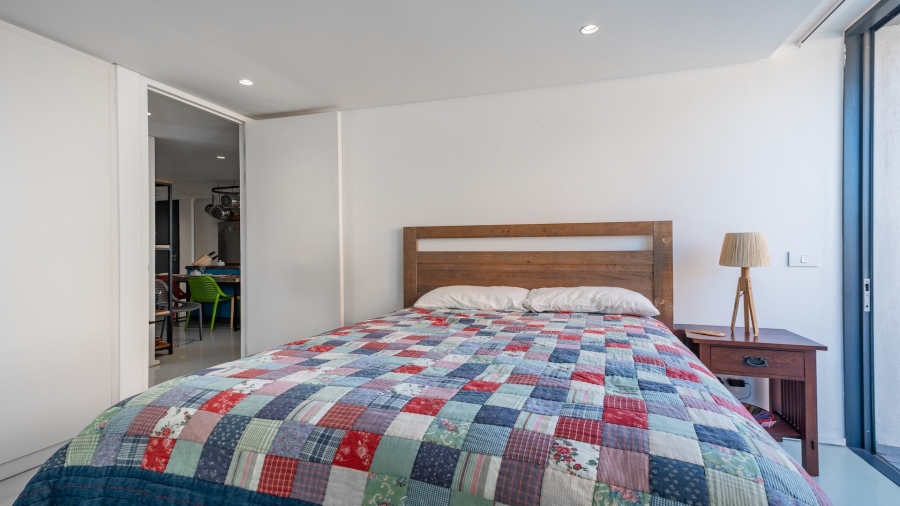 2 Bedroom Property for Sale in Woodstock Western Cape